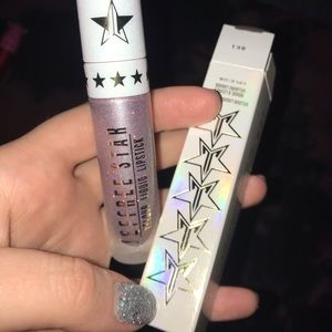 Jeffree Star Velour Liquid Lipstick in Clout